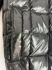秋の冬の男性ニットジャケットスクエアグリッドニットジャケットハットレターアームバッジカーディガンジャケットサイズm  -  3xl