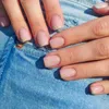 Kunstnagels 24 stuks neppers op nageltips vierkante kop Franse elegante waterdichte faux volledige dekking korte vingernagels