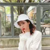 Stingy Brim Hats Sun Korean Seaside Vintage Elegant Spet Bucket Hat Women Summer Beach Sun Hats Fashion Korean Caps Breattable Fisherman Cap 230411