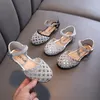 First Walkers AINYFU Kids Pearl Flats Sandals Girls Princess Party Children s Leather Hollow Out Beach Shoes Size 21 36 230411