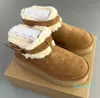 Boucle de ceinture thermique en peluche bottes de neige en peau de mouton semelle intérieure en fourrure Anti diapositives semelle femmes chaussons de mode