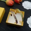 Plein Cristaux Bracelet Designer Bracelets Designers Bijoux Or Vert F Bracelet pour Hommes Femmes Luxe Amour Bracelets Violet avec Boîte Accessoires De Mode