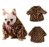 Designer Roupas de cães Marcas de cachorro Aparel de pêlo Sweater de lapela com letra clássica Pattern Pet Cardigan Sweetshirts Para casaco de inverno pequeno e gato de gato