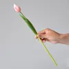 Flores decorativas Tulipe Bud Blow Flower Sala de estar PO Prop para Decoração de casa Vaso Durável