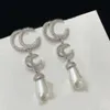 2022 neue Charme Ohrringe Mode Luxusmarke Designer Perle baumeln Ohrringe Hochzeit Weihnachtsgeschenk Qualität Schmuck mit Box und Stempel