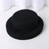 Basker Autumn and Winter Vintage Flat Top Wool Hatts for Women Stage Travel French Elegance Fashion Styling Felt Hatt