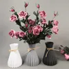 Vaser nordisk blomma vas prydnad hem plast vas vit imitation keramisk blomkruka enkel blomkorg dekor vaser för blommor p230411