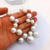 Chaînes Collier de perles luxueux et élégant pour femmes Designers Design à la main Classique Noble Colliers de cadeaux de vacances Convient à l'usure quotidienne