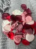 Fleurs décoratives 18 couleurs pétales de Rose artificielles romantique mariage anniversaire fleur en soie pour fournitures de décoration 50%