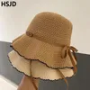 Stingy Brim Hats Kvinnor Lace Bow Sun Summer Hand virkning andningsbar hink hatt resor Floppy Wide Brim Foldbar Sun Visor Cap Mesh Beach Hats 230411