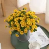 Dekorativa blommor Rödrosa gul konstgjorda siden Blomma Bukett Simulering Daisy Plant för hemmet vardagsrum dekoration bröllop falskt