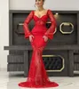 Red Mermaid Avondjurken Lange mouwen V Nek kralen Appliques Sequins 3D Lace Satijn Holle Vloer Lengte Glanzende prom jurk formele jurk plus size jurken feestjurk