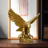 Obiekty dekoracyjne figurki Northeuins amerykańska żywica Golden Eagle Statue Art Animal Model Ornament Home Office Desktop Feng Shui Decor 230411