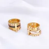 Pierścienie zespołowe modne pierścienie ze stali nierdzewnej dla kobiet dziewczęta trzy warstwy rzymskie cyfry cyrkon ślub ślubny pierścionki mody biżuterii Prezent P230411