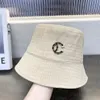 Lüks Erkek Tasarımcı Şapkaları Kadın Beyzbol Kapakları Spor Şapkaları Takılmış Şapkalar Mektuplar Yaz Gölge Sporları İşlemeli Plaj Lüks Şapkalar