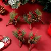 Flores decorativas 2 piezas de Navidad artificial rama de bayas rojas copo de nieve ramas de cono de aguja de pino para Navidad DIY suministro de corona Noel Decoratons