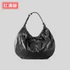 Han Feng Xiaozhong Bolsa de prata plissada feminina simples nuvem bolsa casual moda grande capacidade bolsa de ombro 231111