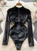 Nxy Winter Kordelzug PU Leder Bodysuits Frauen Reißverschluss Design Langarm Playsuits Mode Sexy Mantel Strampler 230328