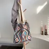 Torby wieczorowe Lady Knitting Gypsy Bohemian Boho Chic Aztec Tote Women Woolen Woolen Open Shopper Uchwyt Kobieta Daily torebka 230411