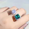 Cluster Rings Creative Square Green Gem Обручальное кольцо Открытие Полное инкрустированное изысканное и роскошное серебряное ювелирное изделия 925 925