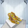 Lyxdesigner kvinna sandaler Italien amina muaddi svart satin begum sling klackar begum kristall brosch slingback pumpar kvinnor vin kopp klackar tofflor skor 35--42 dddnnn