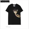 Moschino-mäns T-shirts 2023 Moschino Designer High-Class Women's Cotton T-Shirt och stil Crewneck Short Sleeve 5 NCS6