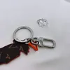 Designer Keychains Men Women Car Purse Key chains Keyring Lovers Keychain Leather Pendant Keychains Accessories Boutique Fashion new Buckle Jewelry