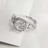 Bröllopsringar Silver Color Woman Ring Enwind Metal Accessories Big Rhinestone Ställa in lyxdesign Girl Valentine's Day Gifts