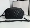 Bolsa de câmera bolsa de sela luxurys designer saco estilingue bolsa de couro para mulheres bolsa de ombro homem todo preto