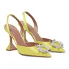 Sandaler Crystal Buckle High Heeled Sandals med spetsig tå för damer Bröllopskor Yellow Green Orange 230411