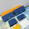 Słynny designer Mens krótki portfele Niebieski litera Graffiti Długie portfel Kospie