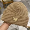 Kadın Örme Şapka Tasarımcı Beanie Cap Mens Sonbahar Kış Kafatası Kapakları Sıradan şapkalar189
