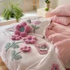 Bedding sets Pink Stereoscopic Flowers Applique Embroidery Girls Bedding Set Velvet Fleece Warm Short Plush Duvet Cover Bed Sheet Pillowcases 231110