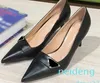 Autumn New Formalamous Women Designer Brand High Heel äkta lädermetall Triangel Pointed Tip Grunt mun tunn klack Baotou Elevated Ladies Shoe