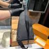 Designer Triangle Umhängetaschen Leder Reine Farbe Geldbörse Unisex-Stil Mode Messenger Bag 2023 Hochwertige weiche Ledertasche mit breitem Riemen der Brieftasche