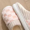 Pantoufles d'hiver en coton pour femmes, chaussures de maison en fourrure pour Couples, diapositives moelleuses, pantoufles chaudes en peluche, pour chambre à coucher, 231110