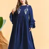 Etnische kleding groot formaat stijlvolle en waardige Arabische jurk geborduurd gegolfd wijd uitlopende lange mouw moslim casual abaya kalkoen kaftan