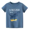 T koszule dinozaur dla chłopców i dziewcząt modne bawełniane topy fajne ubrania Dzieci w wieku 1 10 Style Summer krótki rękaw 230411