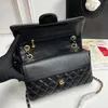 Omuz Çantası Tasarımcı Çanta Kadın Çanak Çantalar Debriyaj Flap Çapraz Vücut Çanta CF Klasik Ünlü Moda Boy Mini Çantalar Seyahat Crossbody Omuz Tote Çanta K1