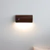 Lampada da parete Nordic Camera da letto Comodino TV Divano Sfondo Noce nero nordamericano chiaro