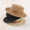 Brede randmutsen 2023 Flat Top Straw Hat For Women Summer Handig Fedora Sun Beach Hoge kwaliteit