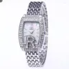 Montres-bracelets Bande d'acier de mode avec diamants Dames Bracelet Femmes Montre Chiffres romains Échelle Quartz Diamant Montres en gros