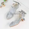 First Walkers Princess Kids Leather Shoes For Girls Glitter Butterfly Knot Dress Bankett Party Children High Heel Shoe Kids Sandals 230411