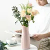 Wazony plastikowe wazon dom do dekoracji biały naśladowanie ceramiczne rośliny kwiatowe koszyk Nordic Wedding Dekoracyjny stół do jadalni P230411