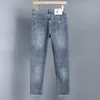 Herr jeans vår sommar tunt denim smal fit europeisk amerikansk high-end märke små raka byxor qk9912