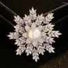Broszki Pearl Snowflake broszka miedź miedź mikro-set cyrkon
