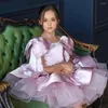 Sukienki dla dziewczynek urocze satynowe kwiat z kolanem dziobowym 2023 Przyjęcie weselne Niestandardowe księżniczki Celebration Suknie