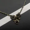 Luksusowa marka choker projektant biżuterii skórzany pozłacany naszyjnik wisiorek z motylem naszyjnik