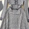 Vestidos casuais básicos novo outono inverno houndstooth camisola de malha vestido elástico moda feminina v pescoço manga longa xadrez borla escritório senhoras vestidos 2024