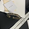 Luxe designer Bangle armband voor dames manchet leer goud vergulde mode verstelbaar ontwerp populair reliëfstempel merk letters accessoire eenvoudige stijl